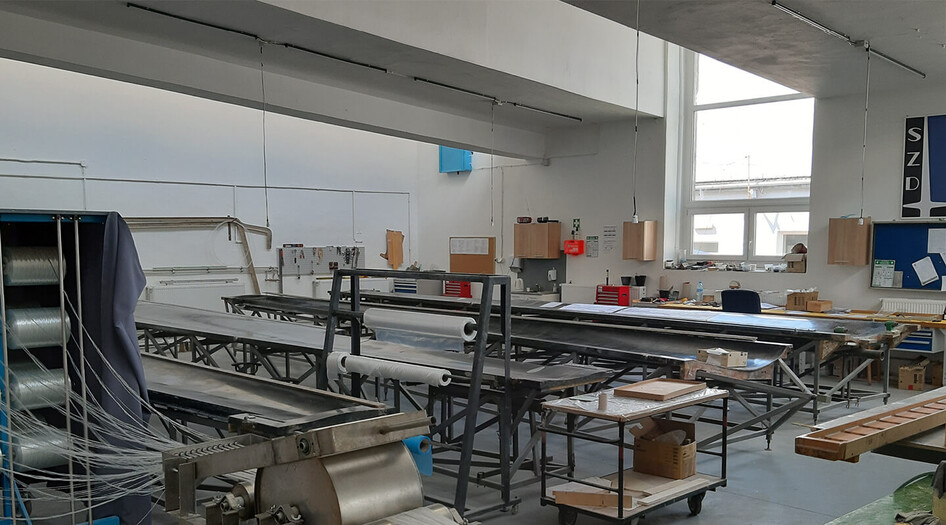 Szd-Allstar-Pzl-Glider-Aktuell-Production-01-Wing